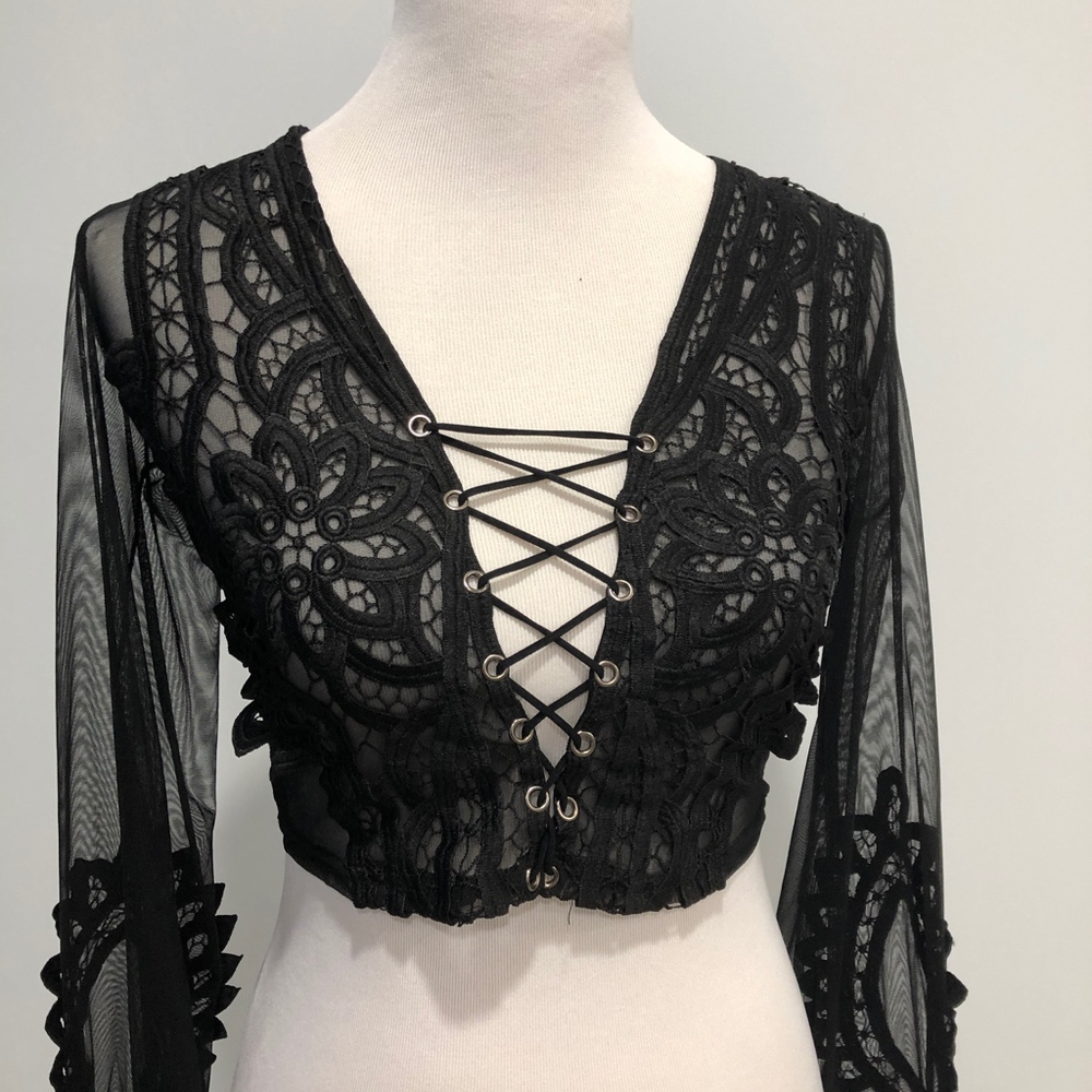 Black Lace Up Crop Top NEVER WORN - Picture 2 of 8